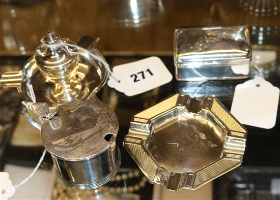 Silver mustard, ashtray with lighter, three thimbles and two other items